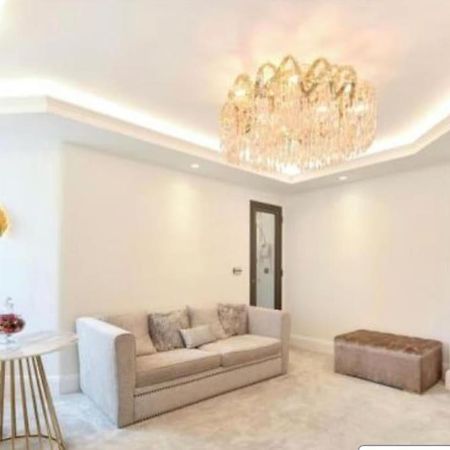 2 Bed Flat In St Johns Wood Apartment London Bagian luar foto
