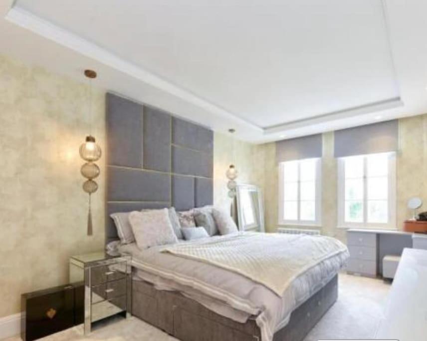2 Bed Flat In St Johns Wood Apartment London Bagian luar foto