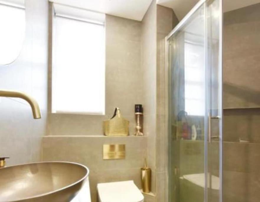 2 Bed Flat In St Johns Wood Apartment London Bagian luar foto